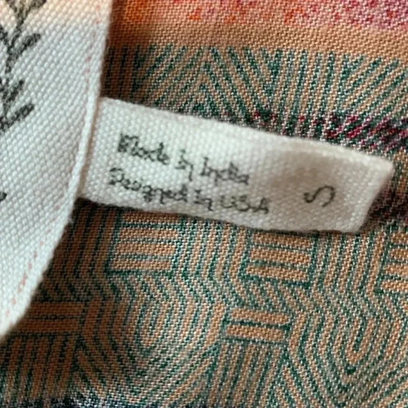 Z&L Europe wrap top made in India size small - Picture 6 of 9